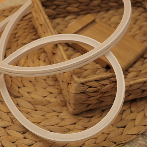 Side Bending Neutral White 24Vdc UL Flexible Neon Strip Outdoors